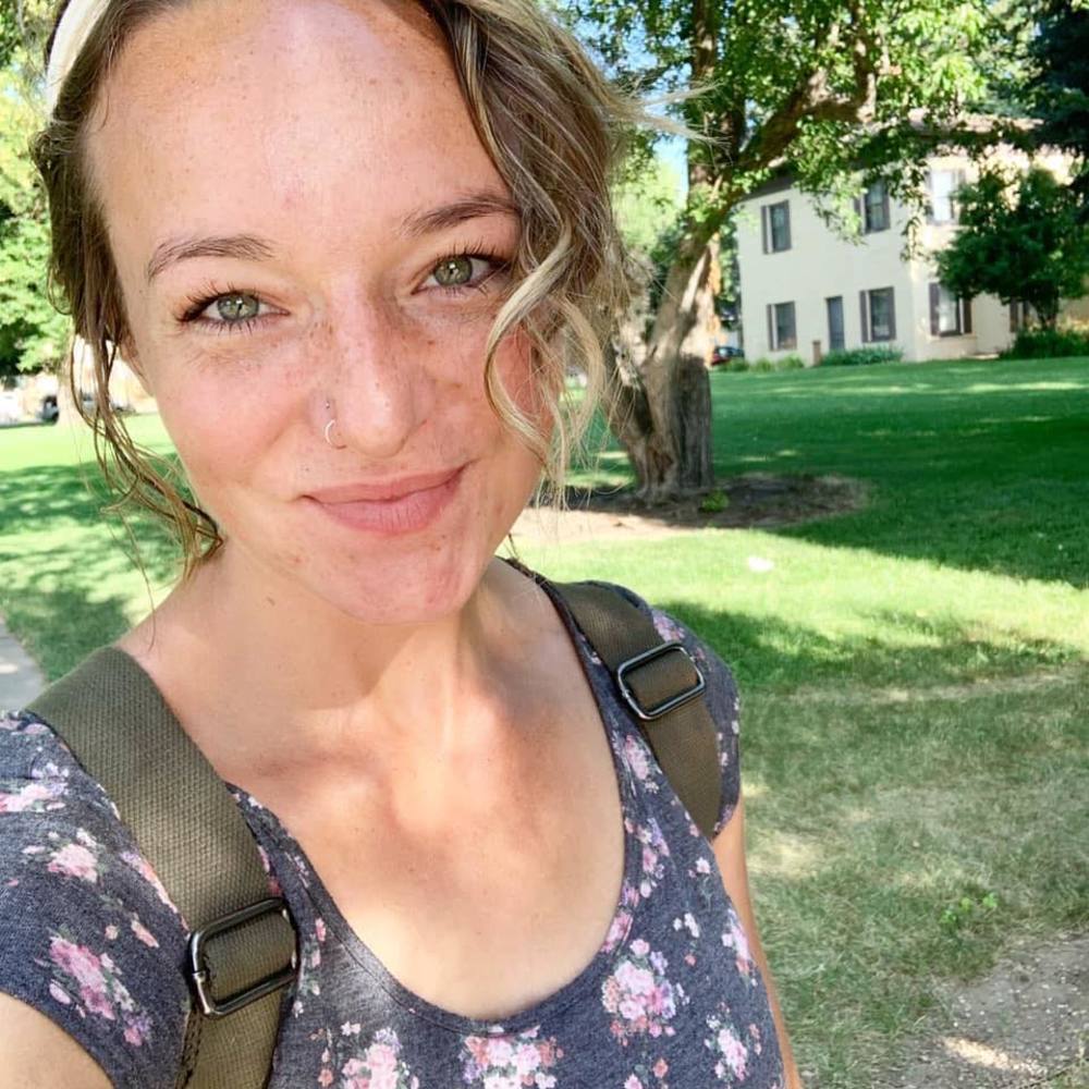 Meet your Posher, Hannah